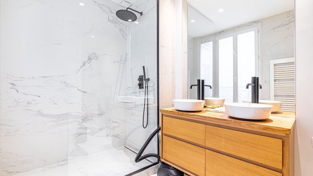Photo of Bathroom in Notre-Dame-des-Champs