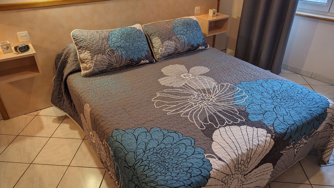 Photo of Bedroom in Bourbonne-les-Bains
