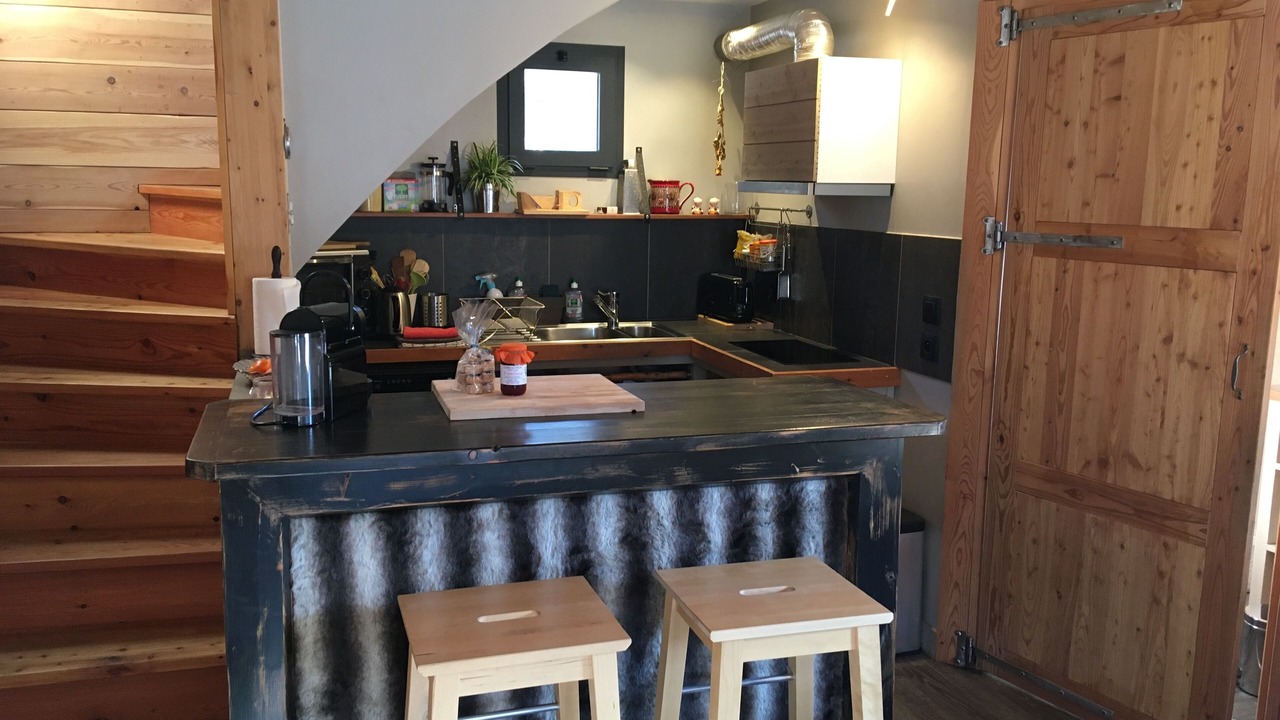 Photo of Kitchen in Faucon-de-Barcelonnette