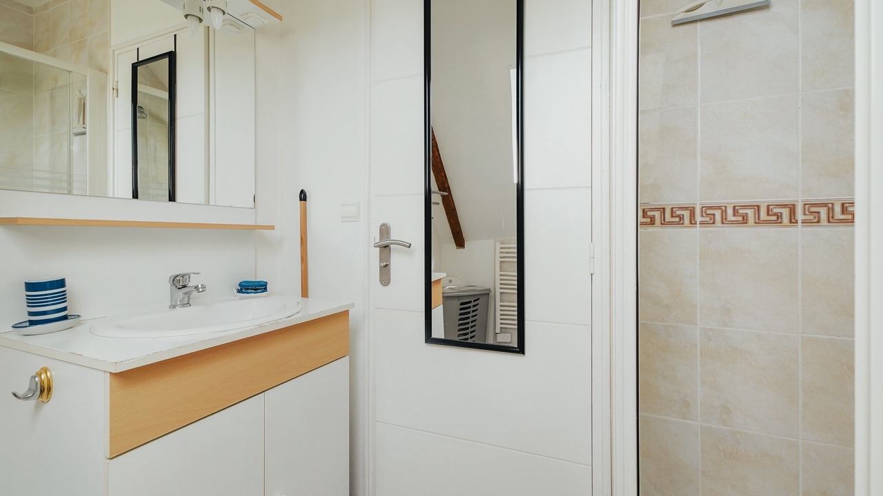 Photo of Bathroom in Matignon