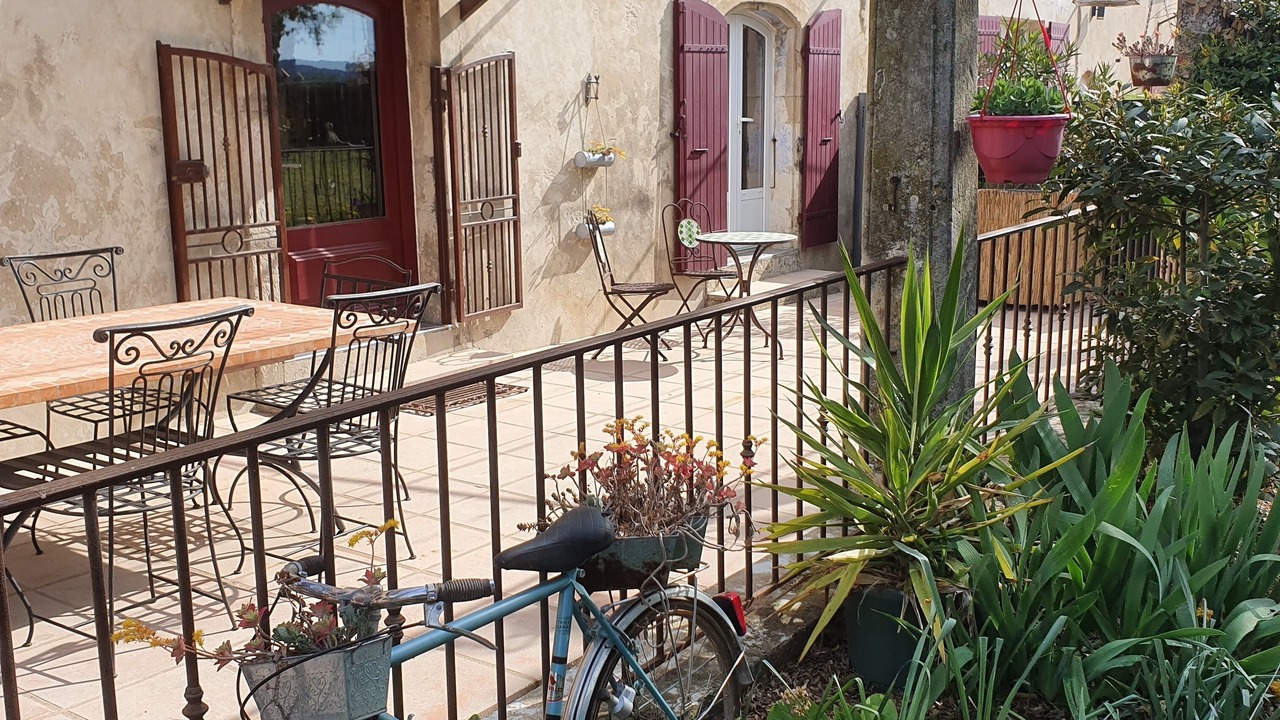 Photo of Outdoor in Pont-Saint-Esprit