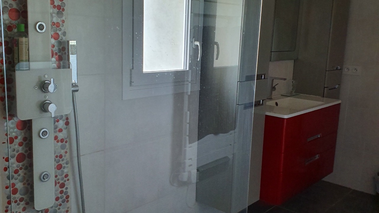 Photo of Bathroom in Pont-Saint-Esprit