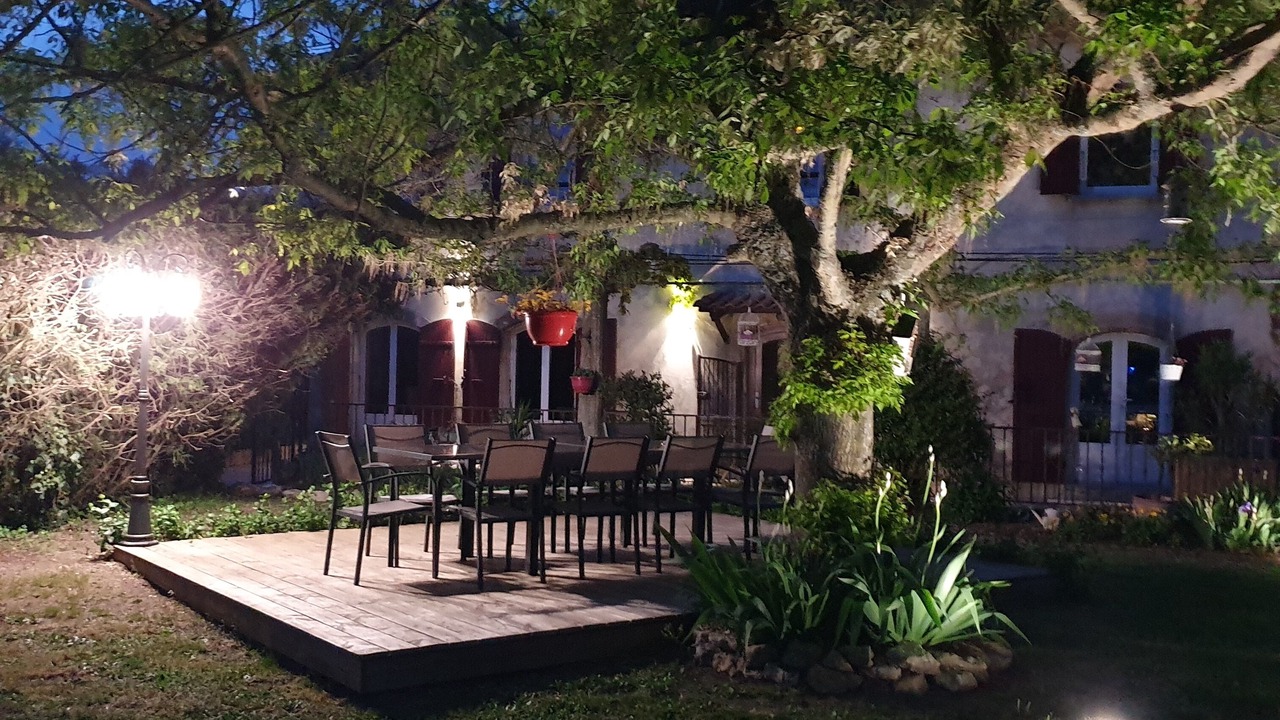 Photo of Outdoor in Pont-Saint-Esprit