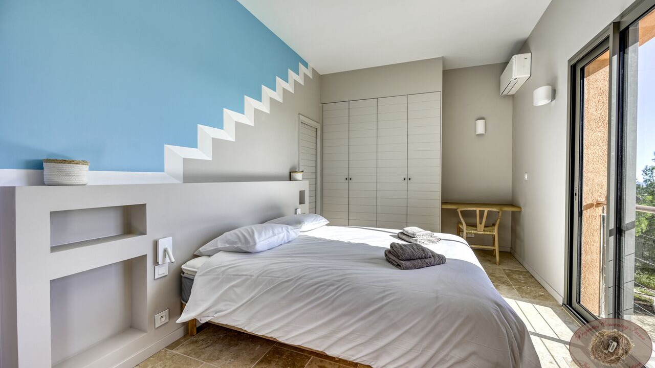 Photo of Bedroom in La Cadiere-d'Azur