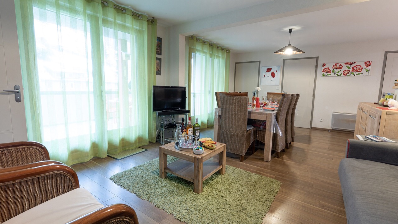 Photo of Livingroom in Sers