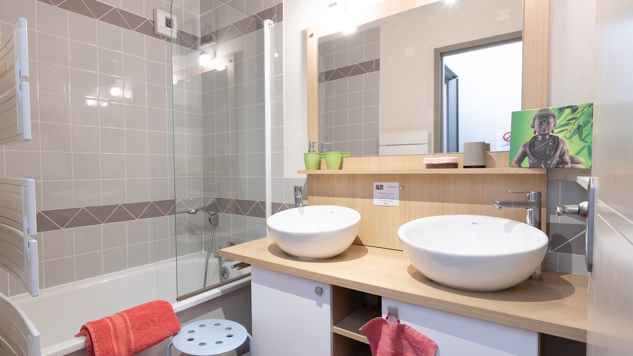 Photo of Bathroom in Sers