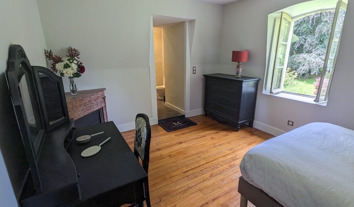 Photo of Bedroom in Bagneres-de-Bigorre