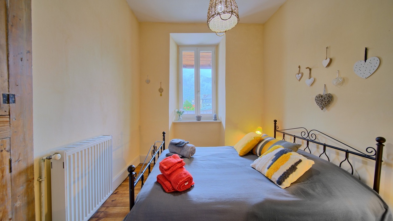 Photo of Bedroom in Bagneres-de-Luchon