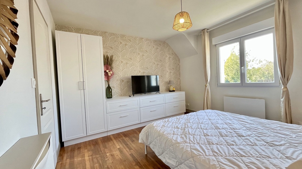 Photo of Bedroom in Ploubalay