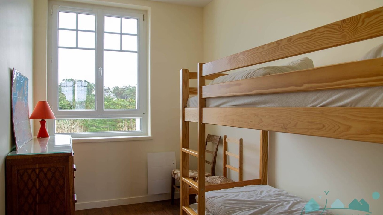 Photo of Bedroom in Sables-d'Or-les-Pins