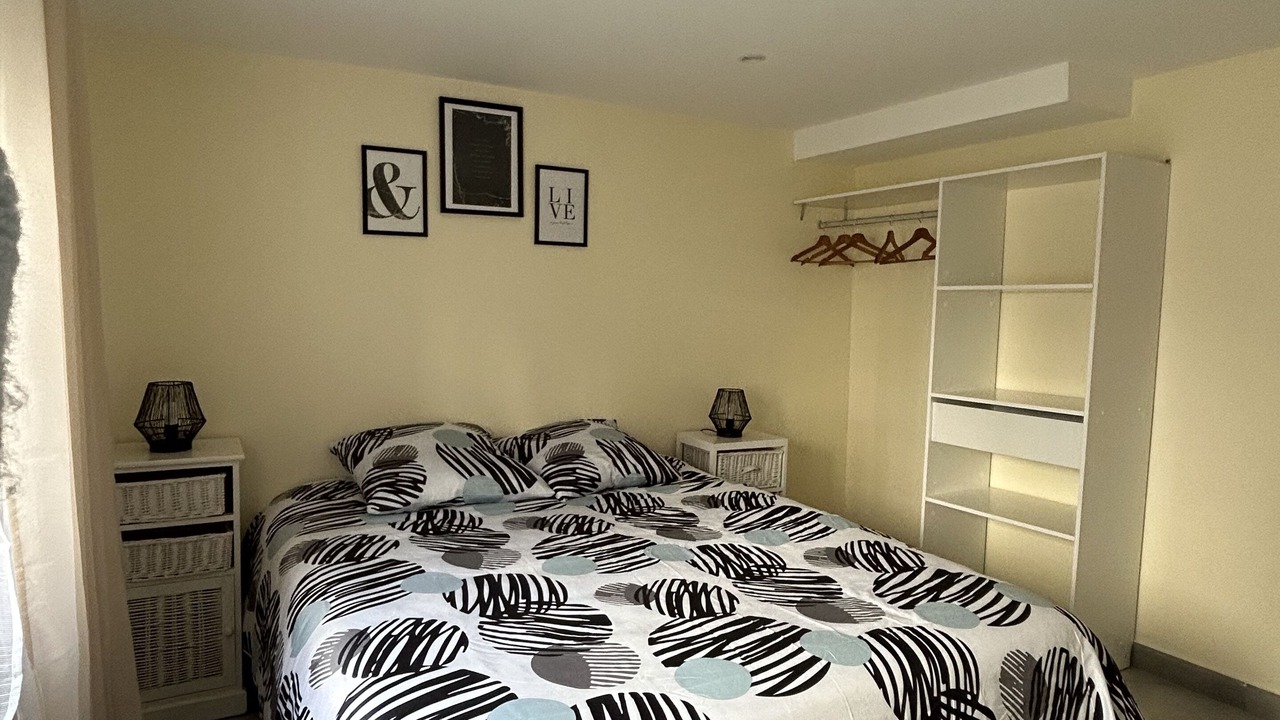Photo of Bedroom in Varennes-sur-Seine
