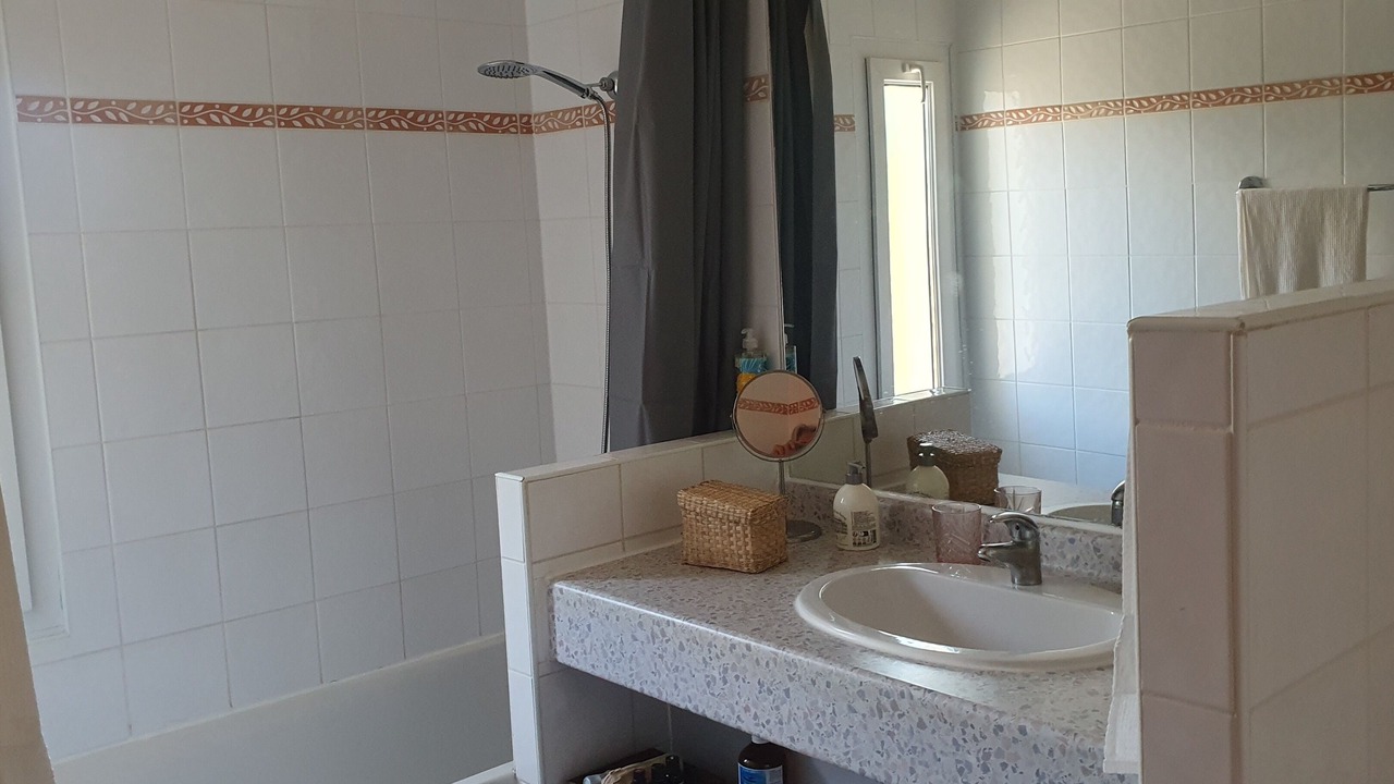 Photo of Bathroom in Quillan