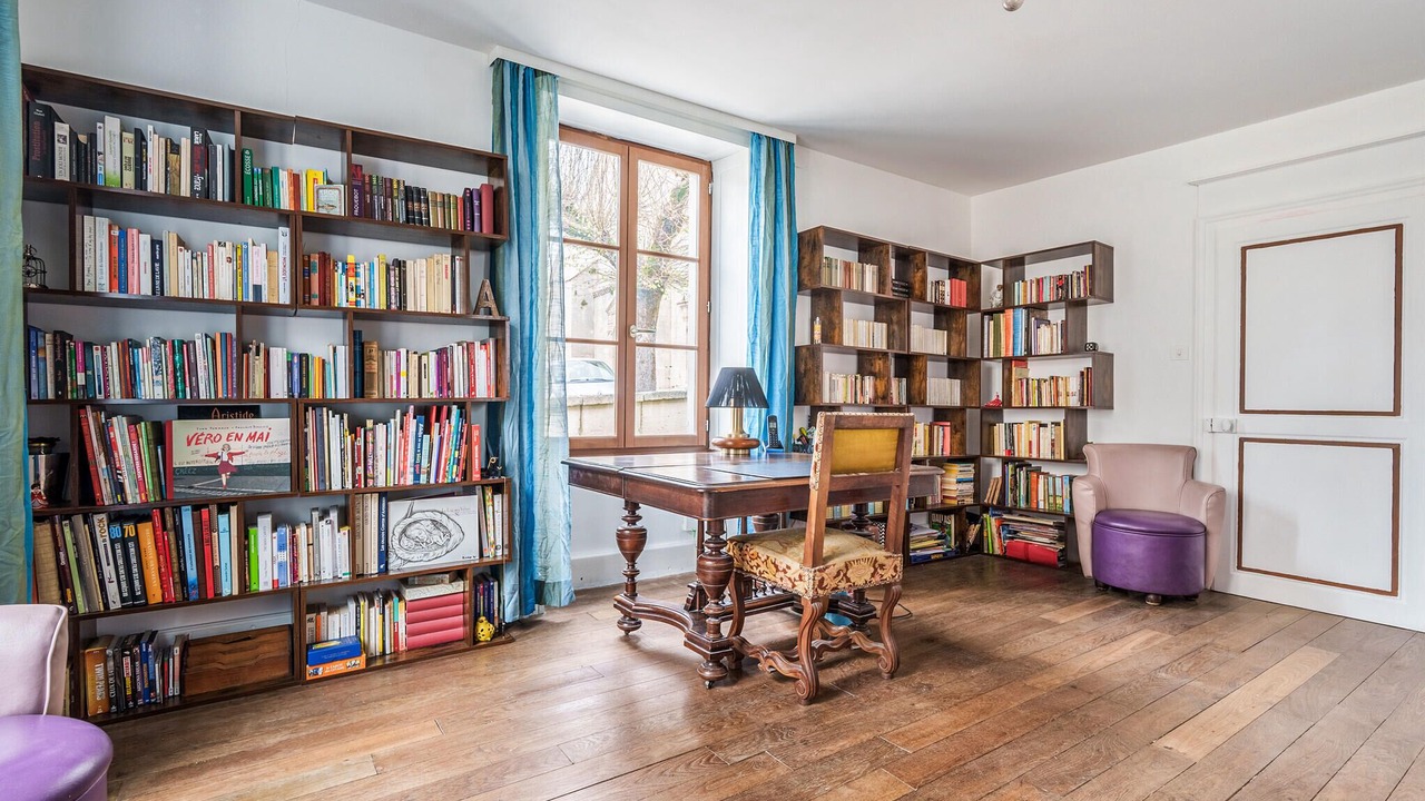 Photo of Bedroom in Dommartin-le-Saint-Pere