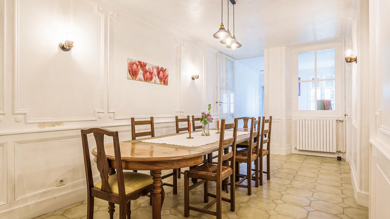 Photo of Bedroom in Dommartin-le-Saint-Pere