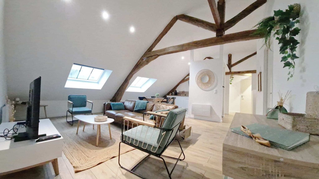 Photo of Livingroom in Cormontreuil