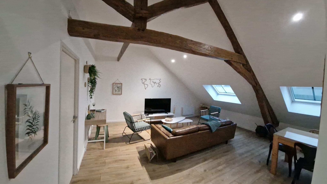 Photo of Livingroom in Cormontreuil
