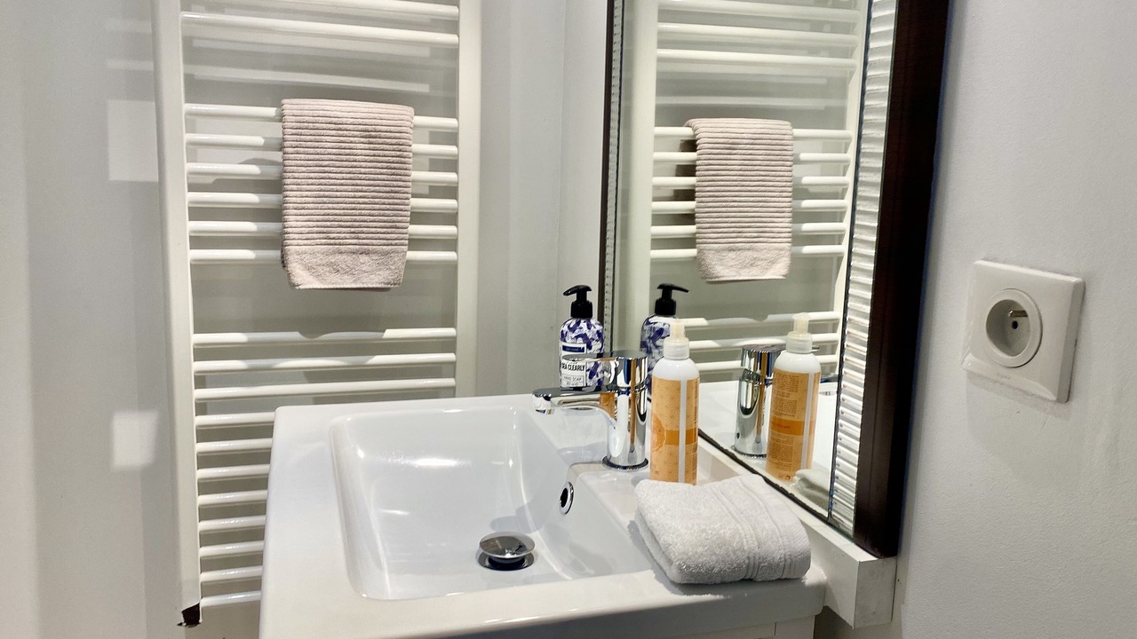 Photo of Bathroom in Plouer-sur-Rance