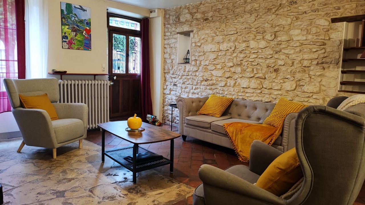 Photo of Livingroom in Bassou