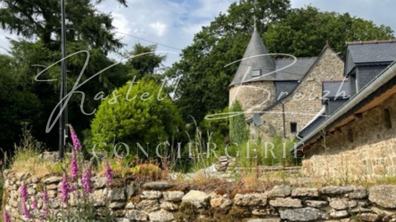 Photo of Outdoor in Saint-Gilles-Pligeaux