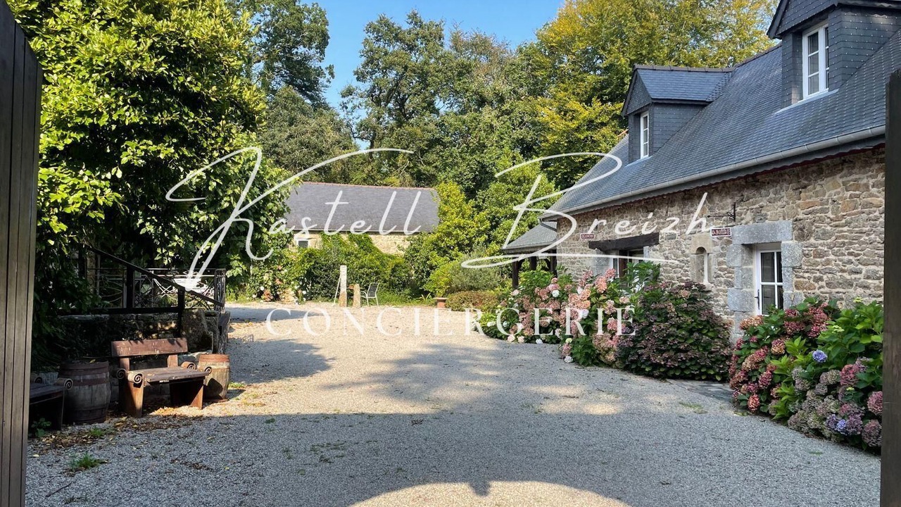 Photo of Outdoor in Saint-Gilles-Pligeaux