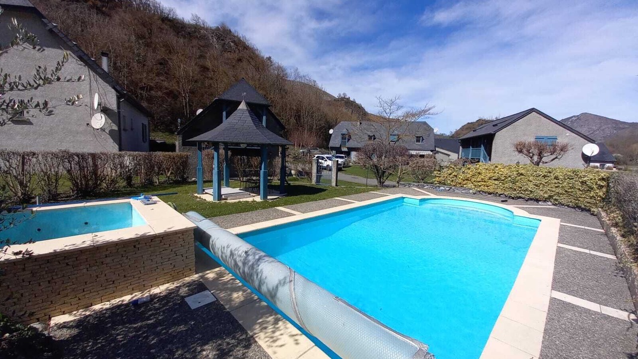 Photo of Outdoor in Geu