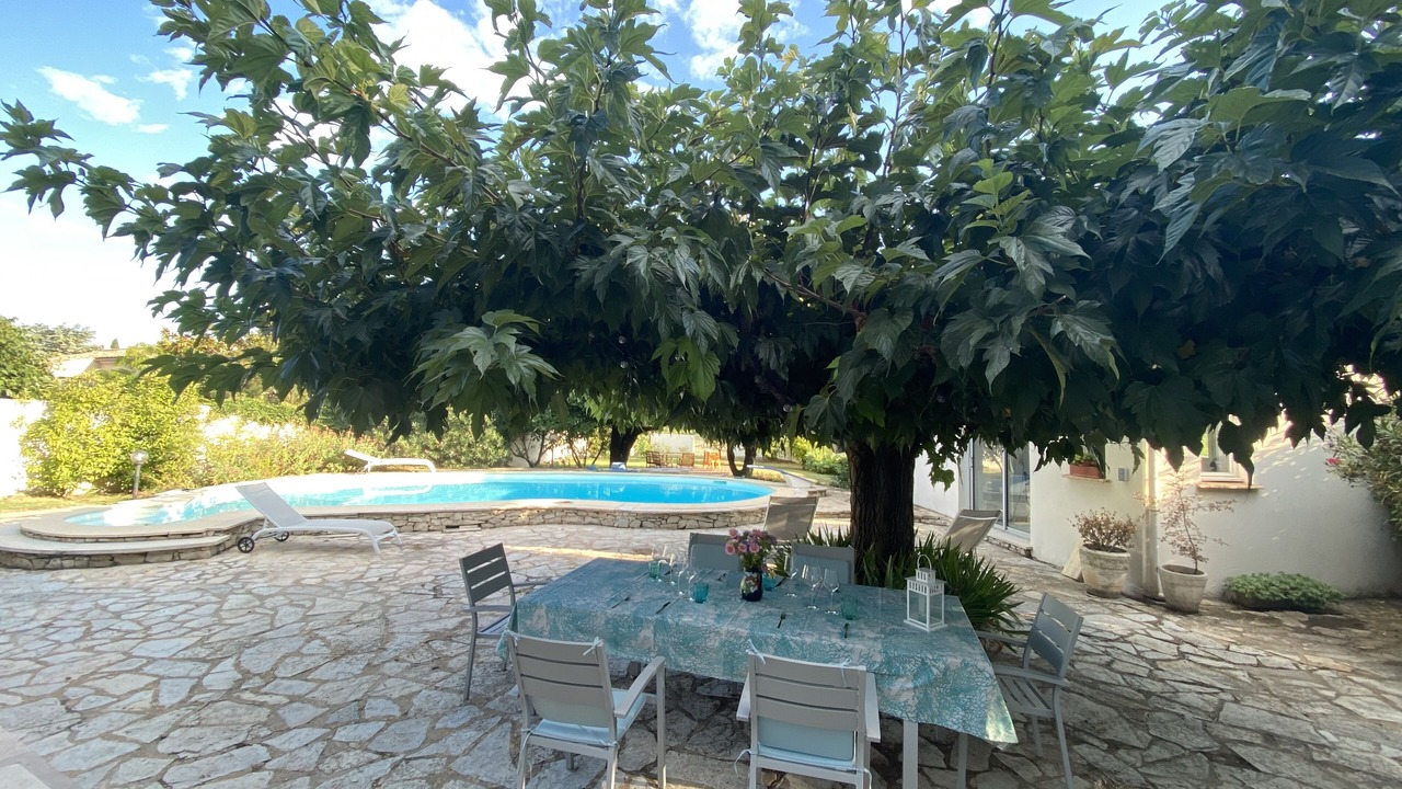 Photo of Outdoor in Domazan