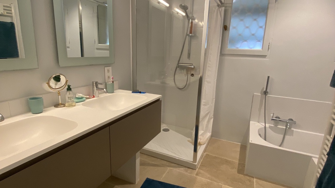 Photo of Bathroom in Domazan