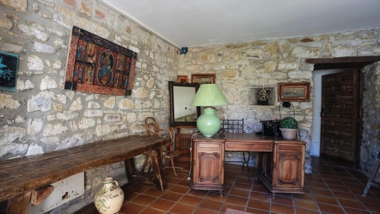 Photo of Livingroom in Haut-de-Bosdarros