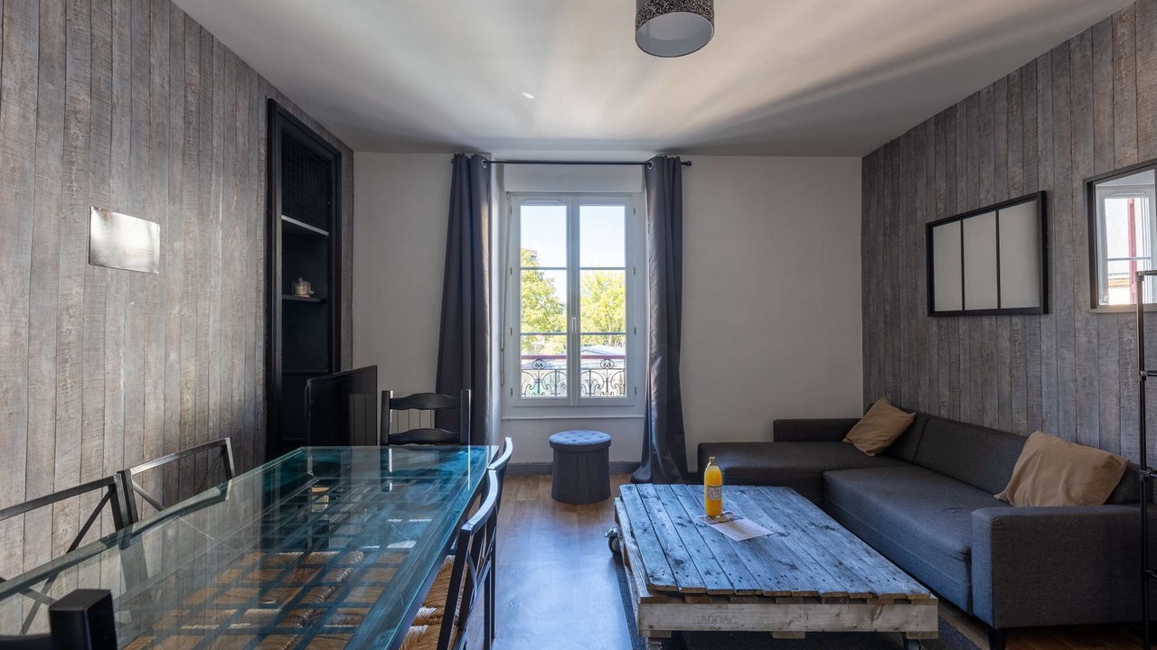 Photo of Livingroom in Republique