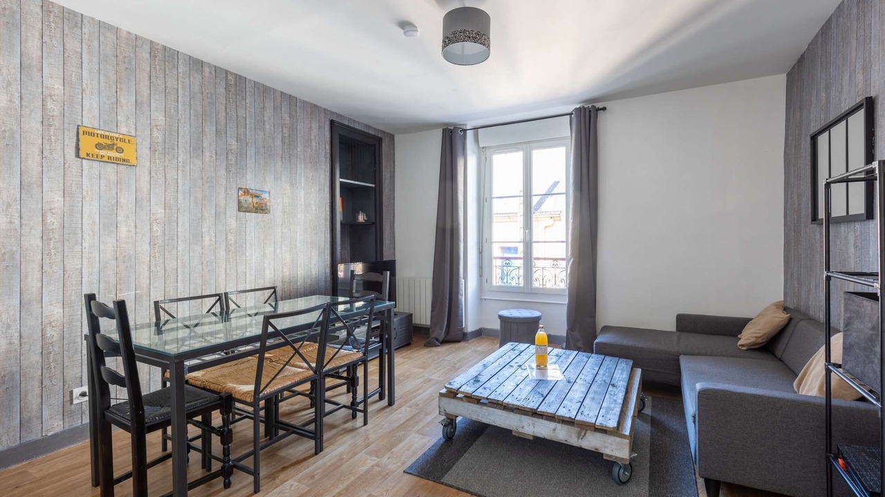 Photo of Livingroom in Republique