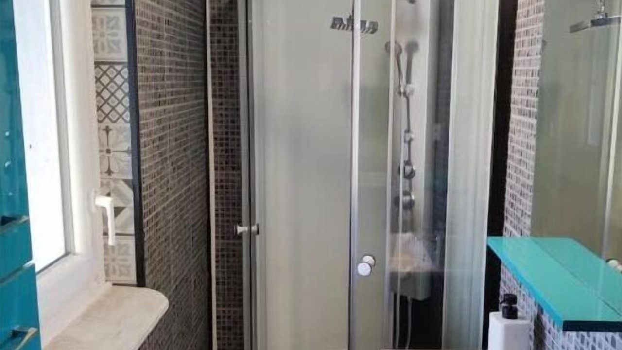 Photo of Bathroom in Perthes
