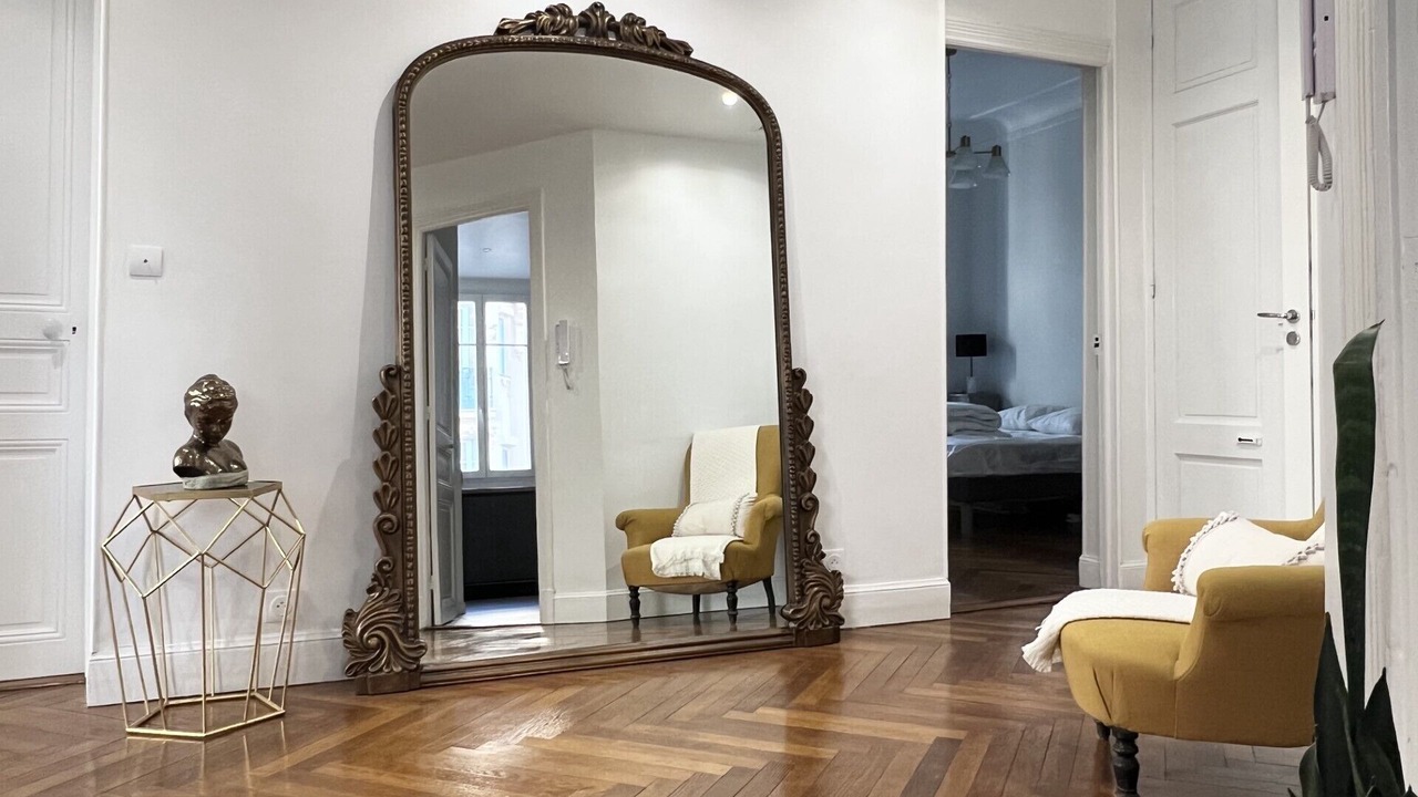 Photo of Bedroom in Musicians Quarter