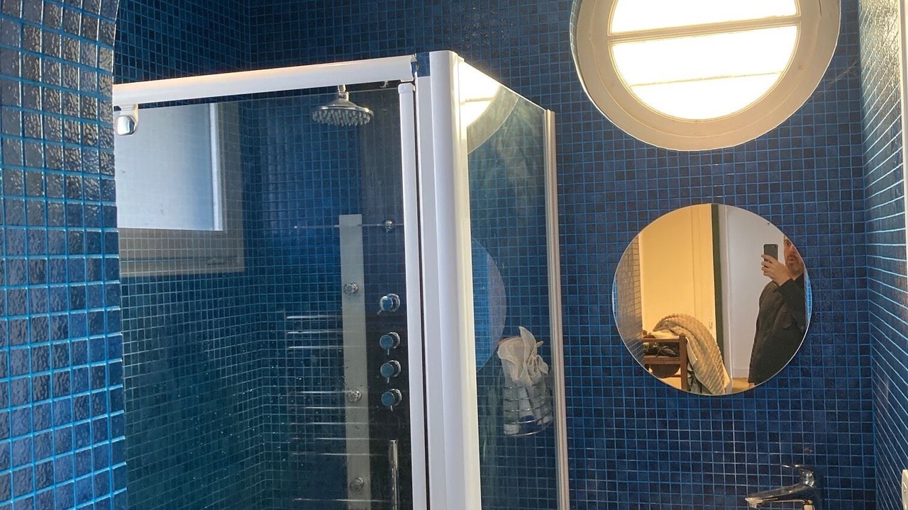 Photo of Bathroom in Flogny-la-Chapelle