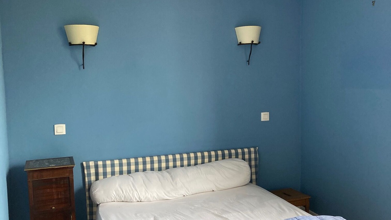 Photo of Bedroom in Flogny-la-Chapelle