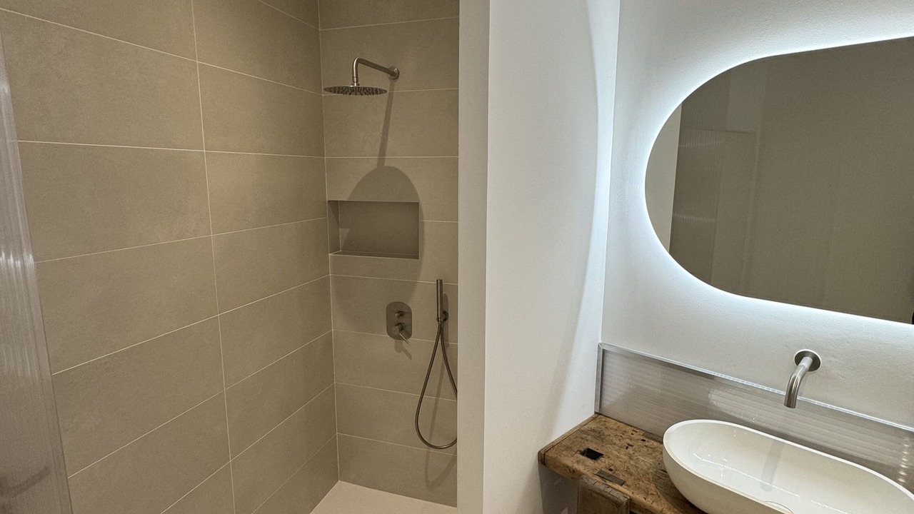 Photo of Bathroom in Rochefort-du-Gard