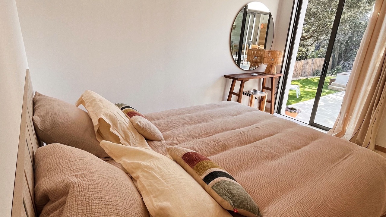 Photo of Bedroom in Rochefort-du-Gard