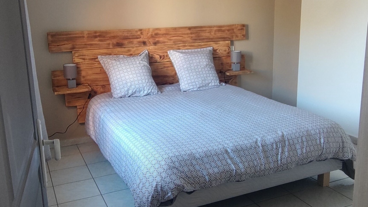 Photo of Bedroom in Castillon-du-Gard