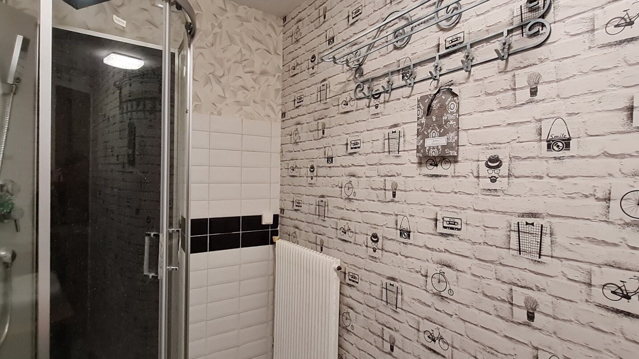 Photo of Bathroom in Richecourt