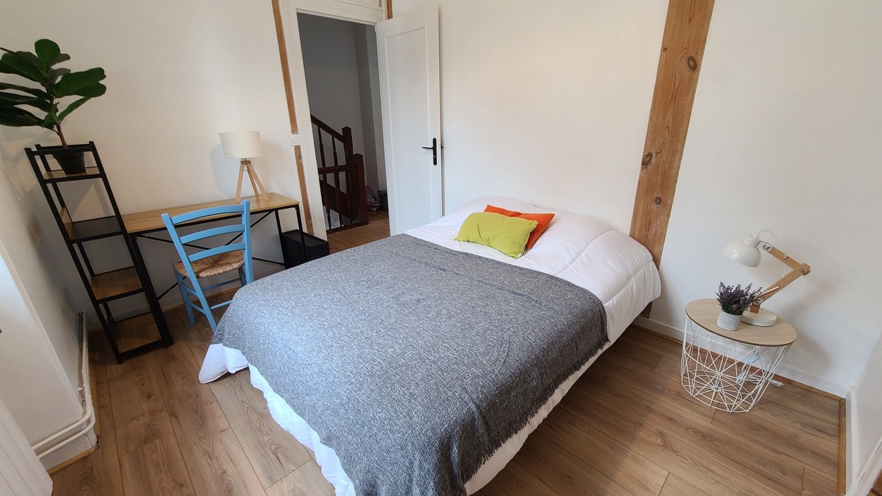 Photo of Bedroom in Lannion
