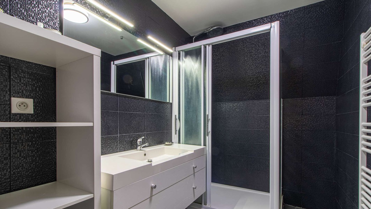 Photo of Bathroom in Sables-d'Or-les-Pins