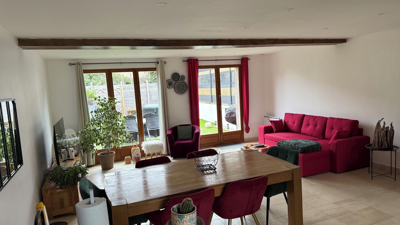 Photo of Livingroom in Barberey-aux-Moines