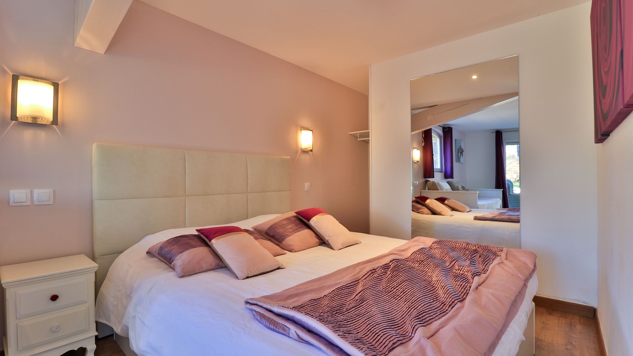 Photo of Bedroom in Bagnols-en-Foret