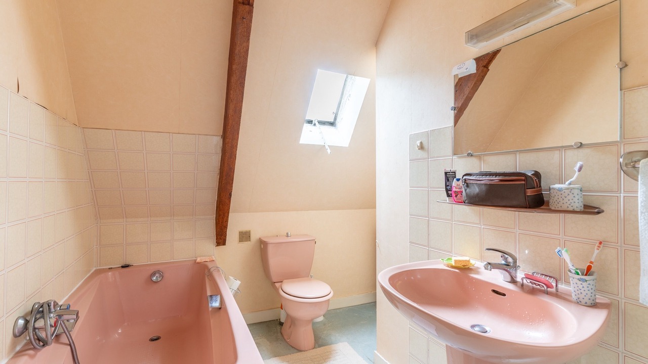 Photo of Bathroom in Treduder