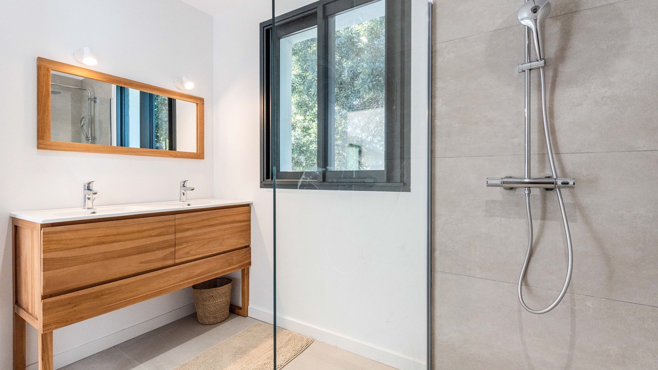 Photo of Bathroom in Carqueiranne