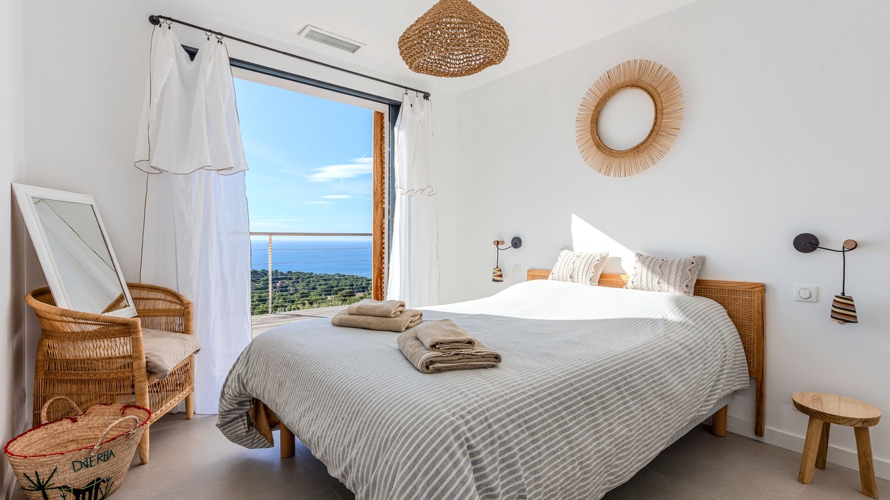 Photo of Bedroom in Carqueiranne
