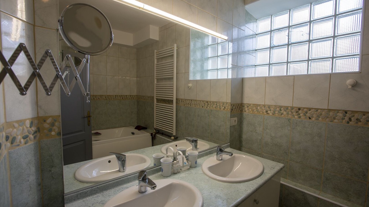 Photo of Bathroom in Ayzac-Ost