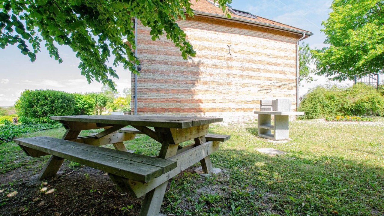 Photo of Outdoor in Laubressel