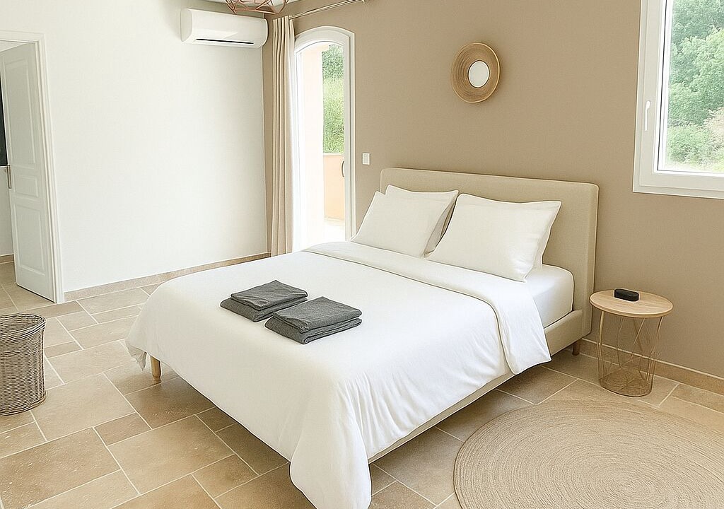 Photo of Bedroom in Chateaudouble