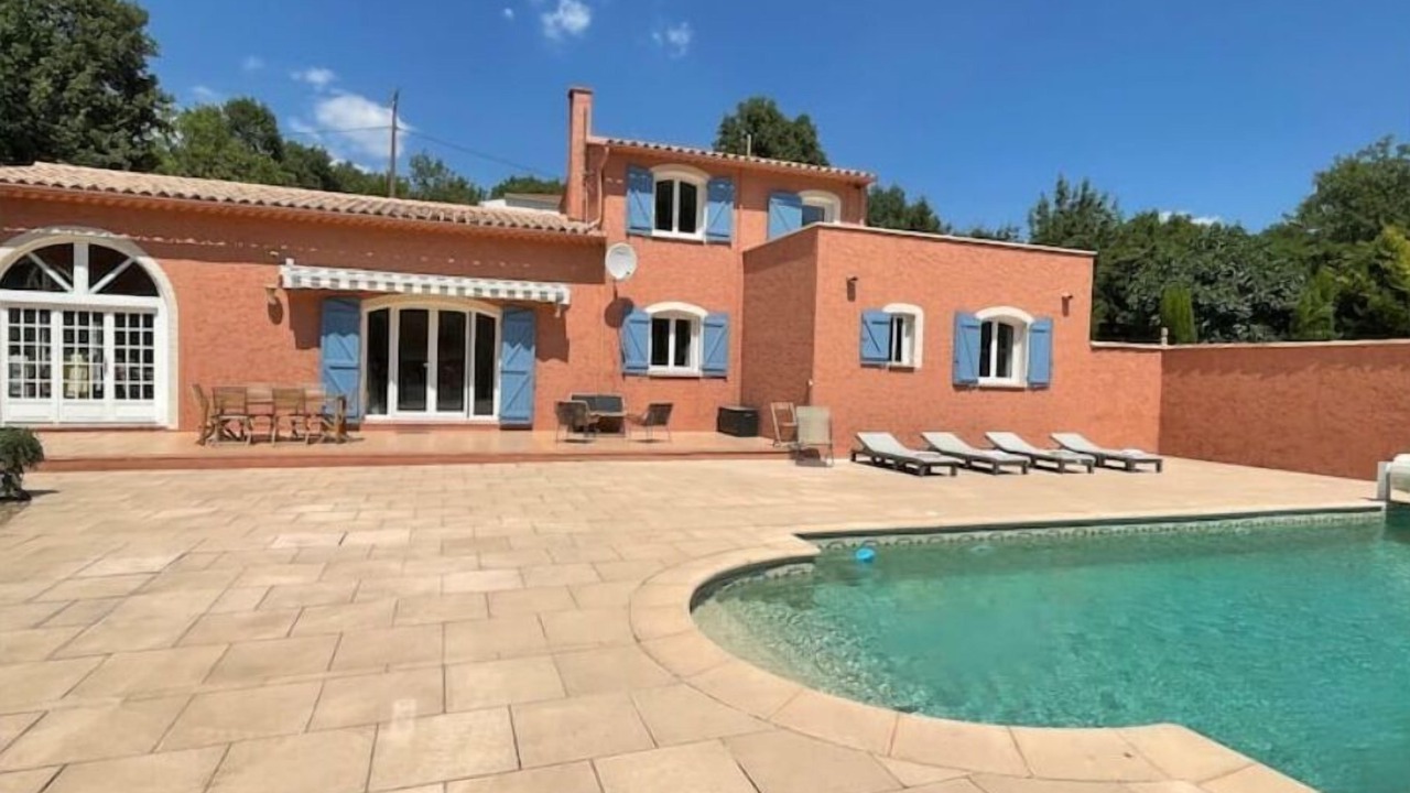 Photo of Outdoor in Chateaudouble