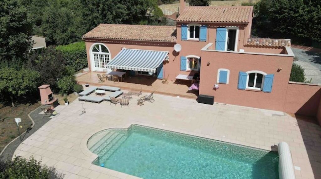 Photo of Outdoor in Chateaudouble
